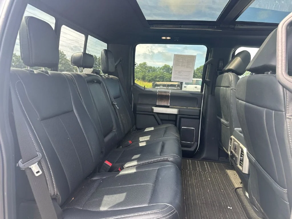 Used 2022 White Ford Lariat image 17