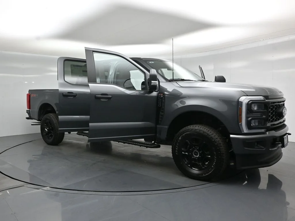 New 2026 Gray Ford XL image 26