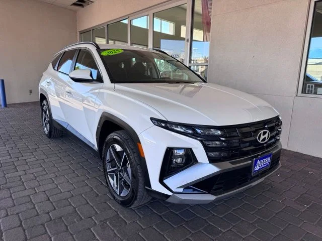 Certified Used 2025 White Hyundai SEL image 7