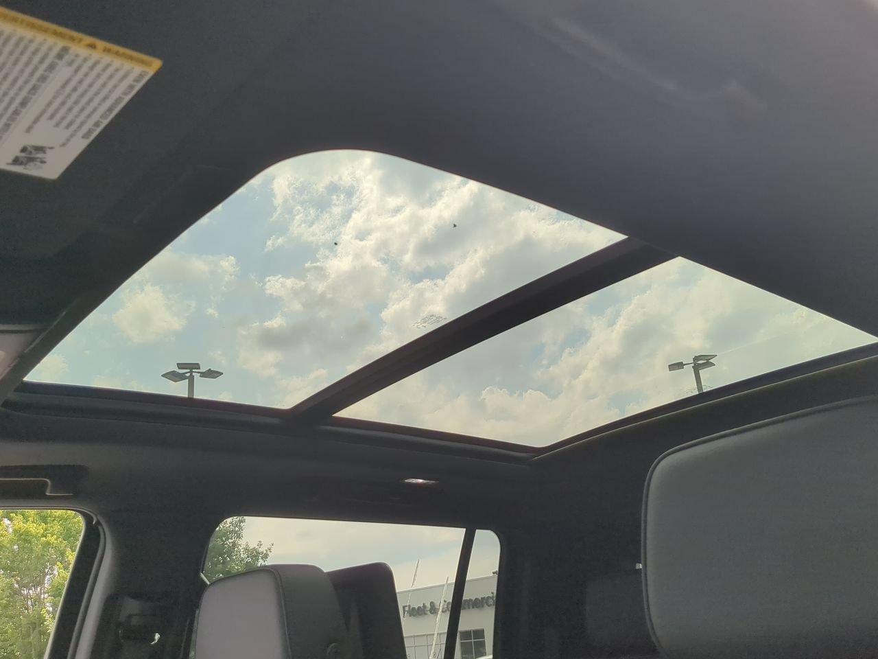 2026 GMC Yukon XL Denali - Photo 19