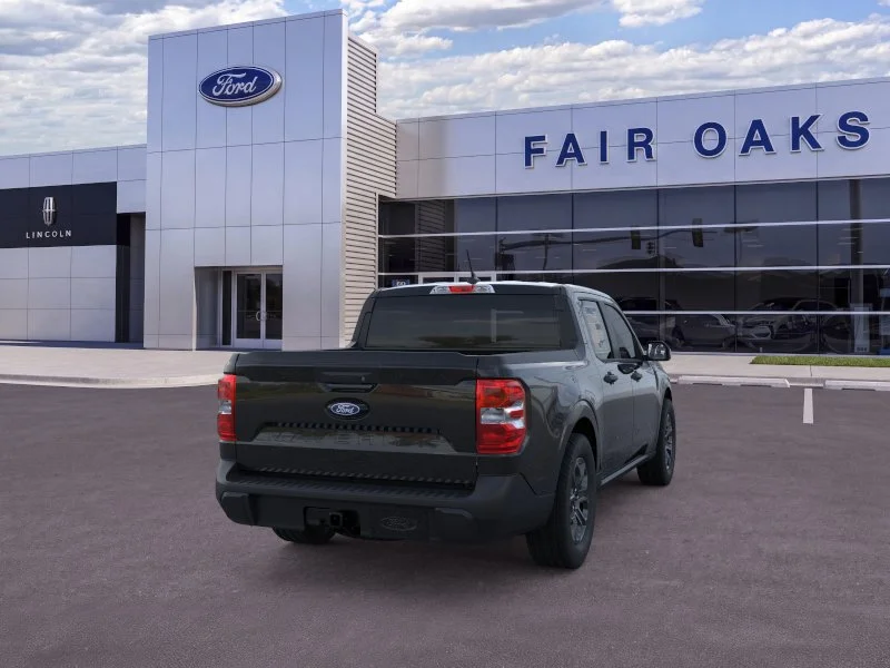 New 2026 Shadow Black Ford XLT image 8