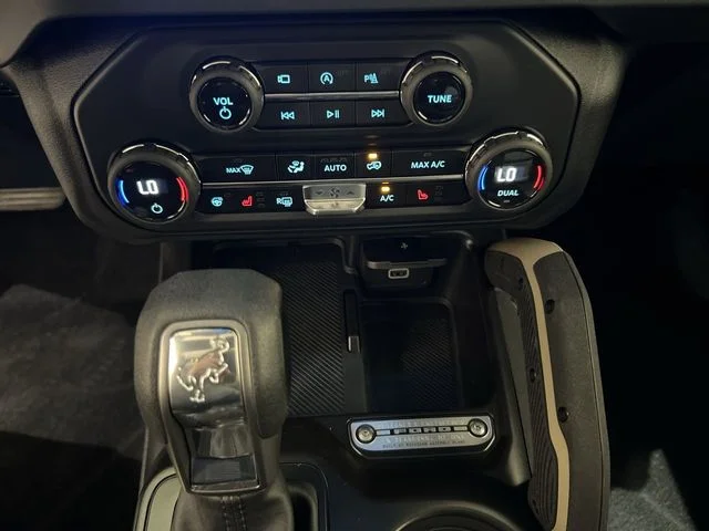 New 2026 Oxford White Ford Badlands® image 46