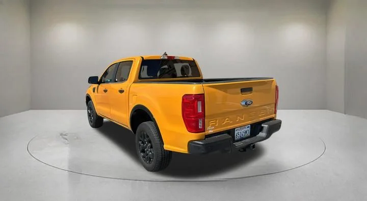 Used 2022 Cyber Orange Metallic Tricoat Ford XLT image 4