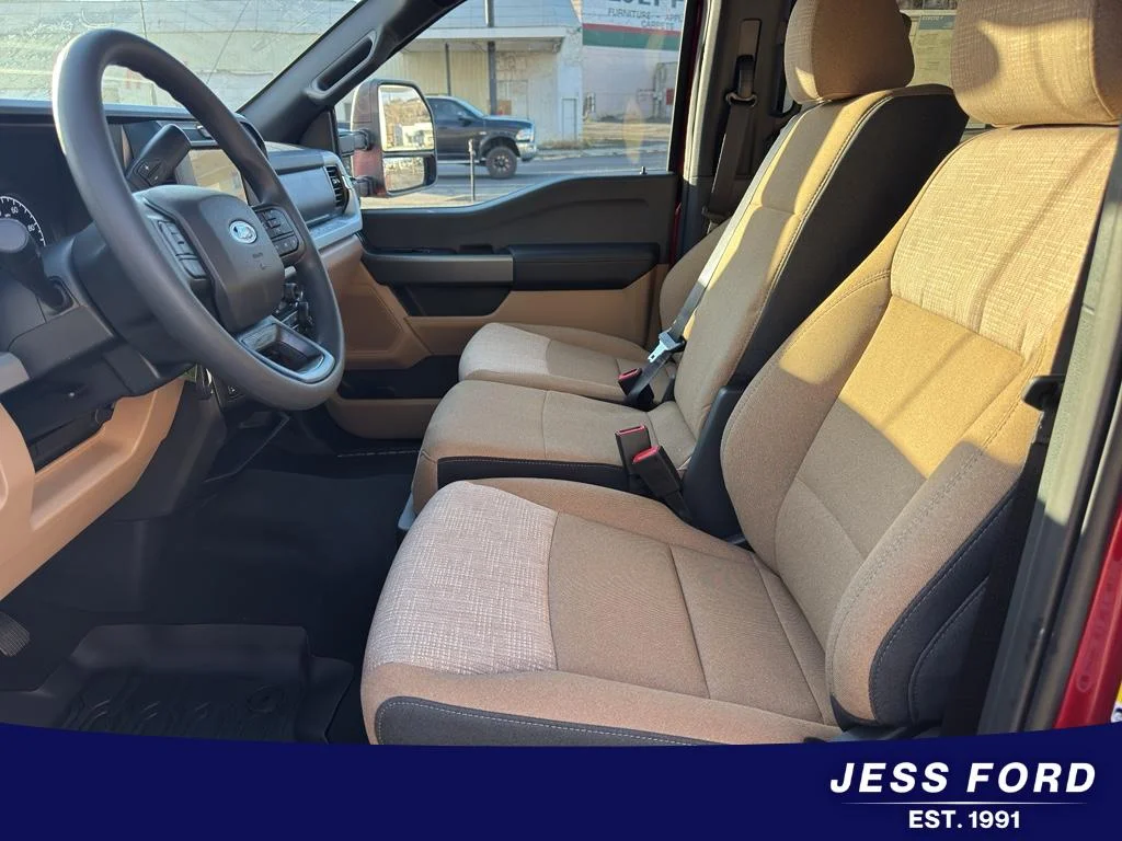 2026 Ford F-350 Super Duty XLT - Photo 11