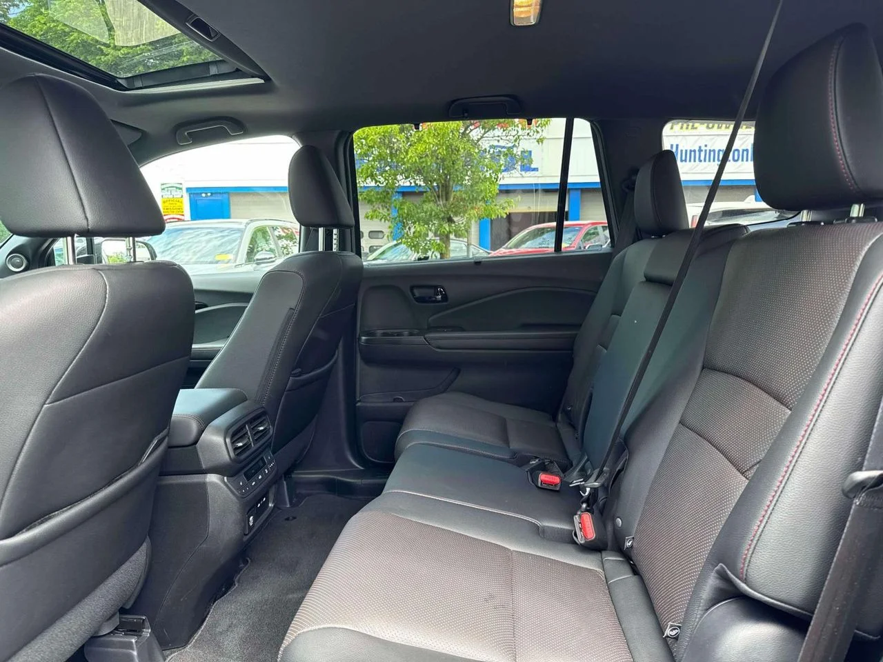2024 Honda Passport Black Edition - Photo 17
