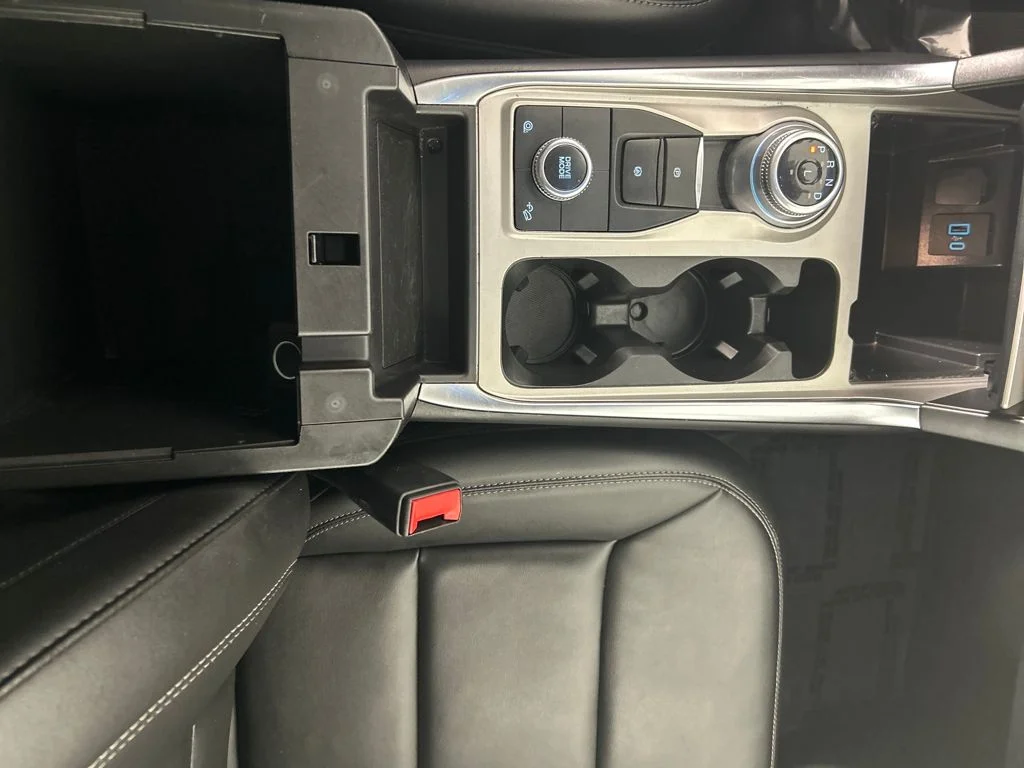 Used 2023 Silver Ford XLT image 15