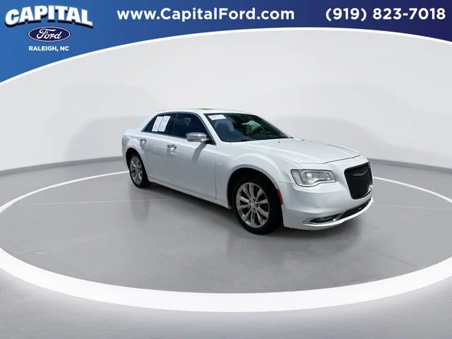 Used 2018 White Chrysler Limited image 2