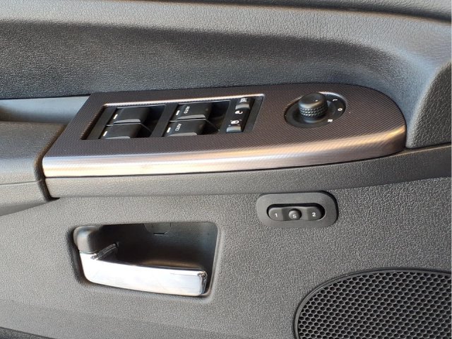 Used 2008 Black Jeep SRT8 image 17
