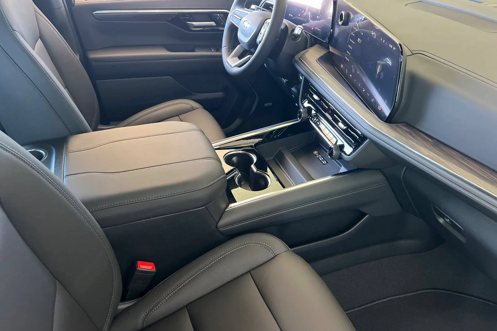 New 2026 Dark Ash Metallic Chevrolet LT image 17