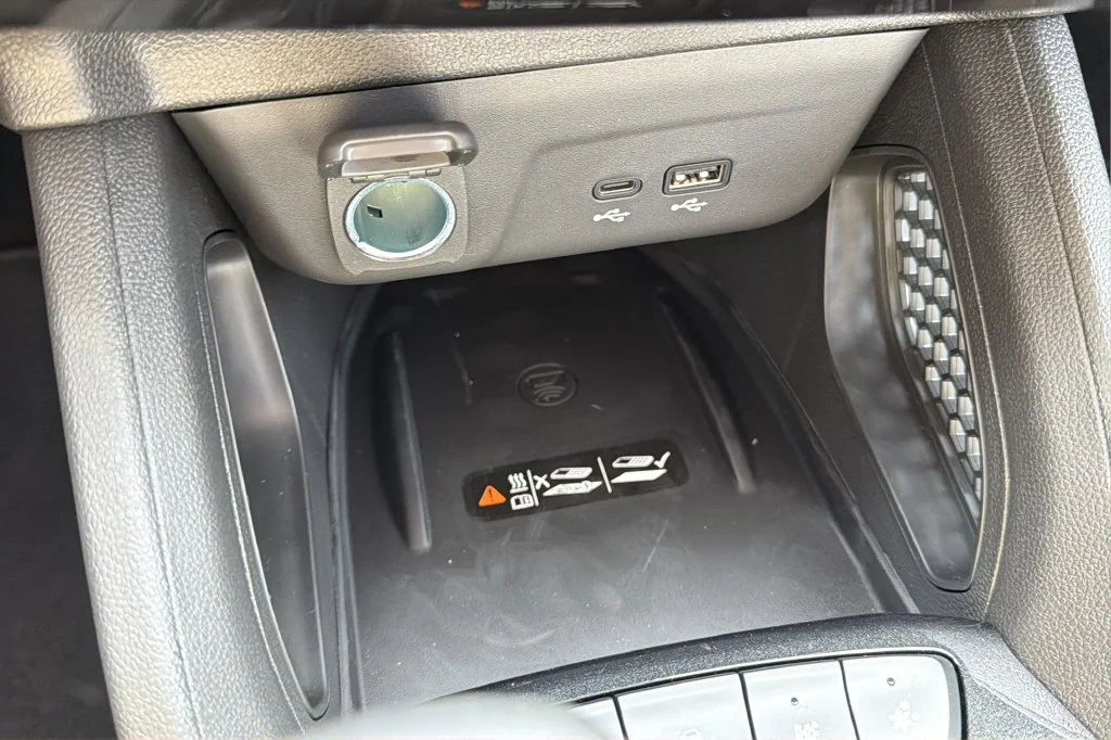 New 2026 Mosaic Black Metallic Chevrolet LT image 33