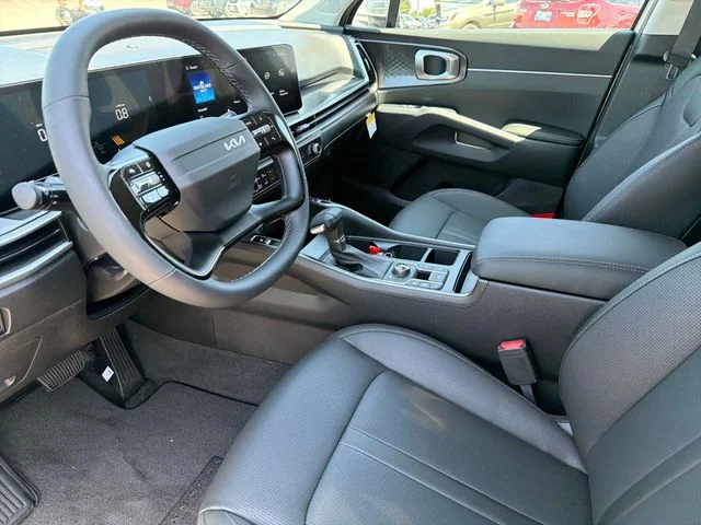 New 2026 Ivory Silver Kia S image 16