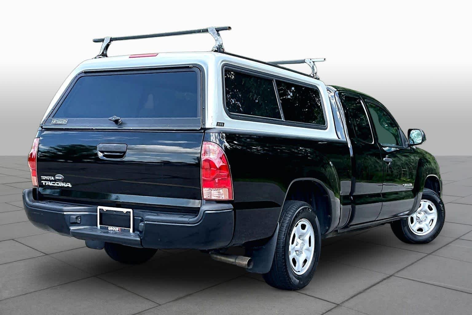 Used 2015 Black Toyota  image 12
