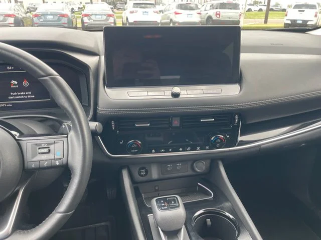Used 2024 Gray Nissan SL image 17