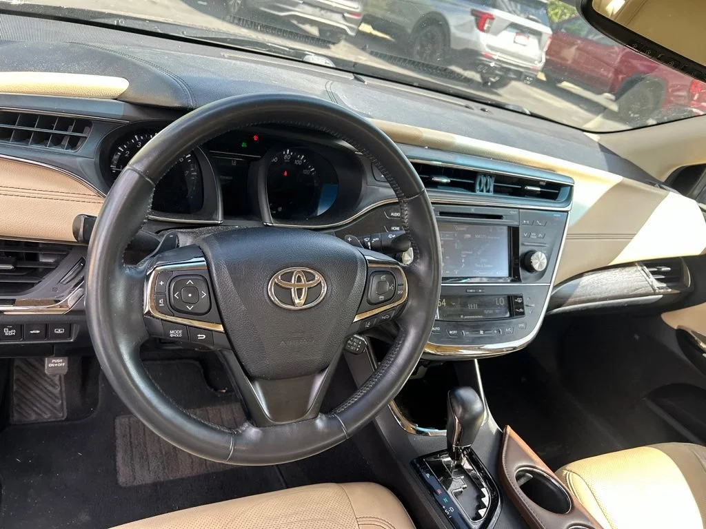 Used 2016 Sizzling Crimson Mica Toyota Limited image 23