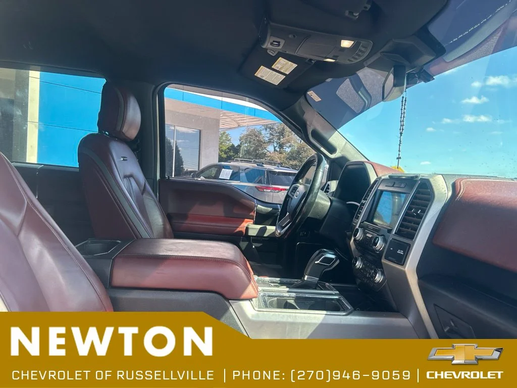 Used 2018 White Platinum Clearcoat Metallic Ford Platinum image 8