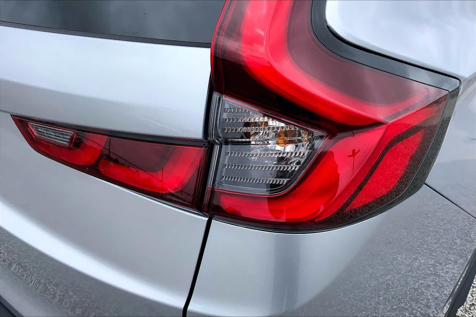 Used 2026 Solar Silver Metallic Honda EX-L image 30