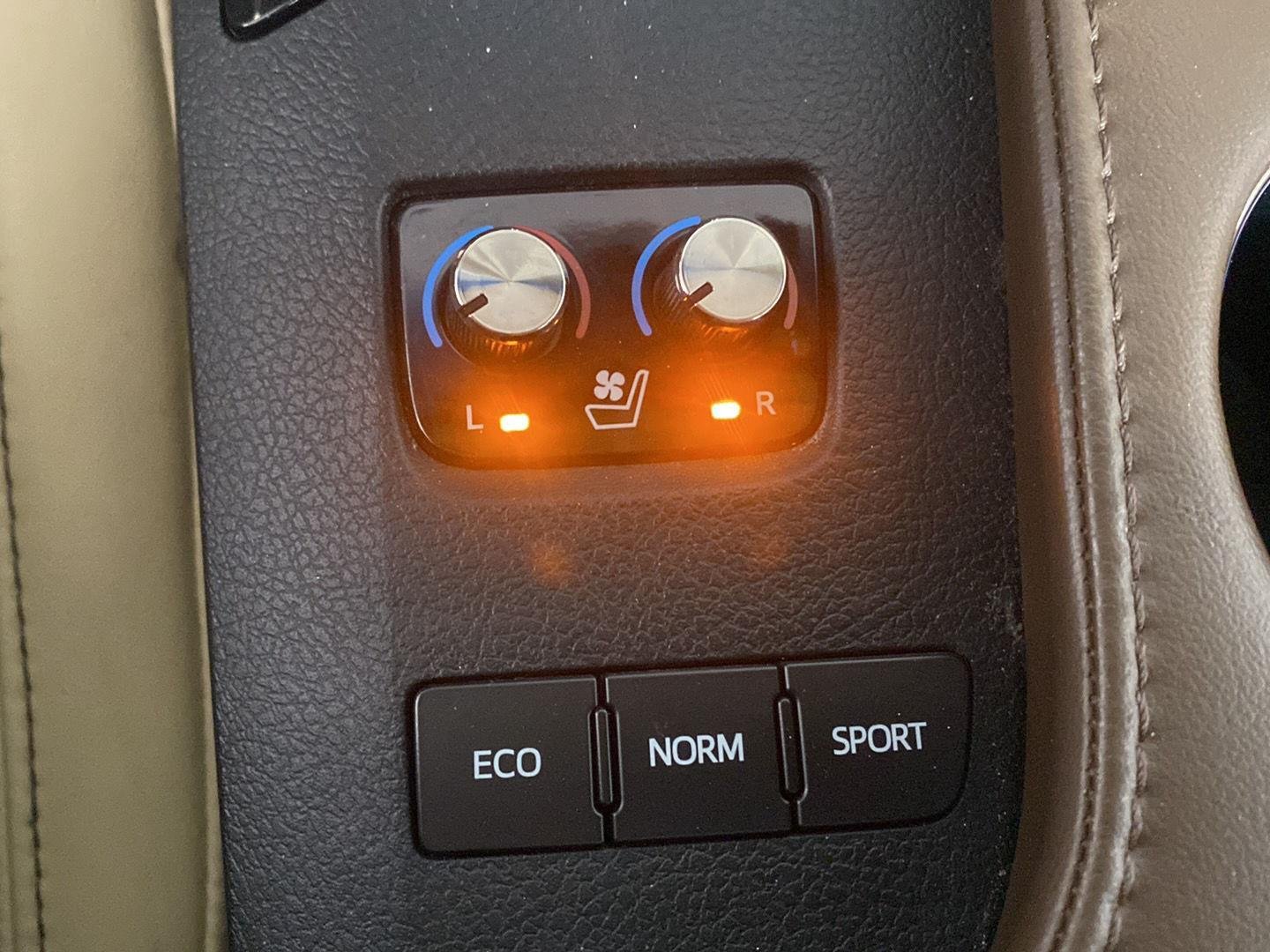 Used 2015 Mica Toyota Limited image 8