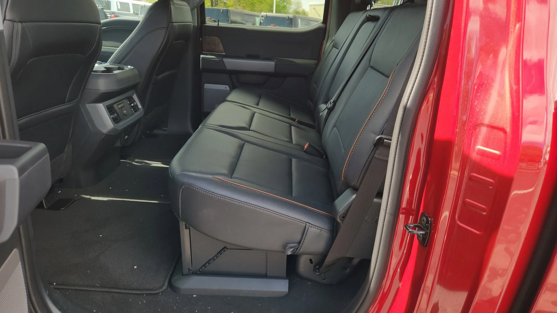 2025 Ford F-350 Super Duty Lariat - Photo 25