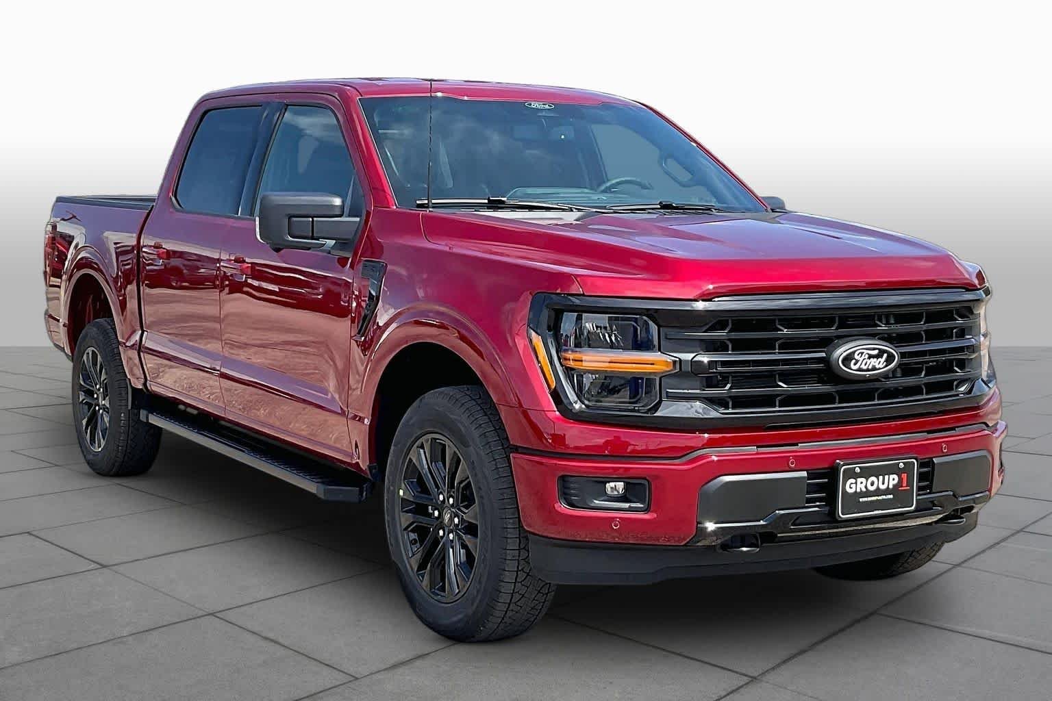 New 2026 Ruby Red Metallic Tinted Clearcoat Ford XLT image 2