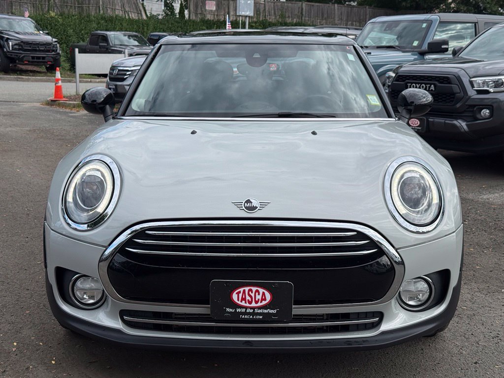Used 2019  MINI  image 3