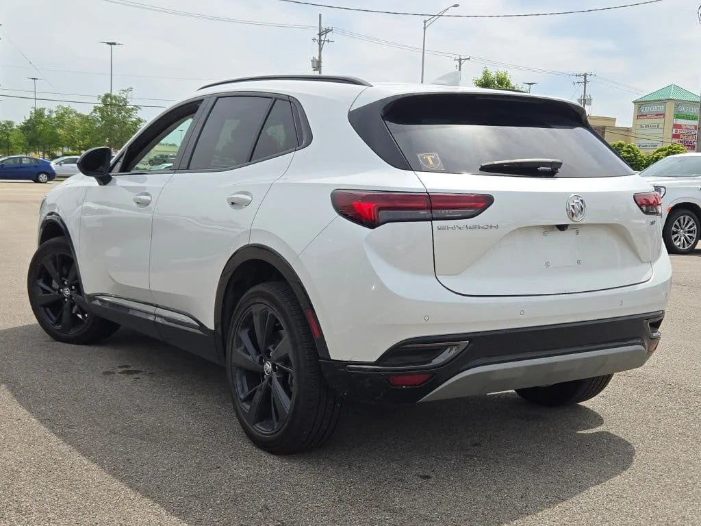 Used 2023 White Buick Essence image 16