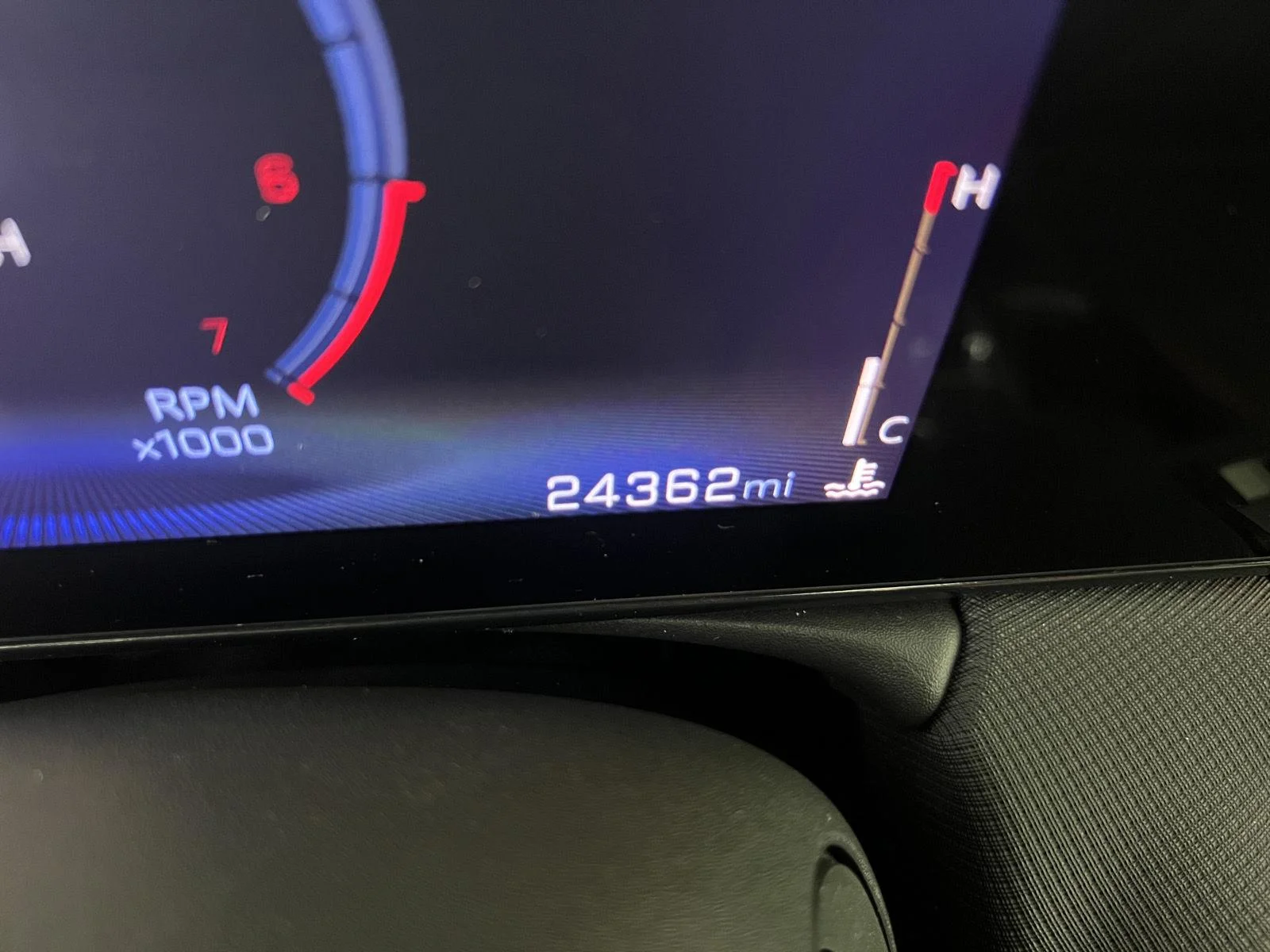 Used 2024 Fountain Blue Chevrolet RS image 12