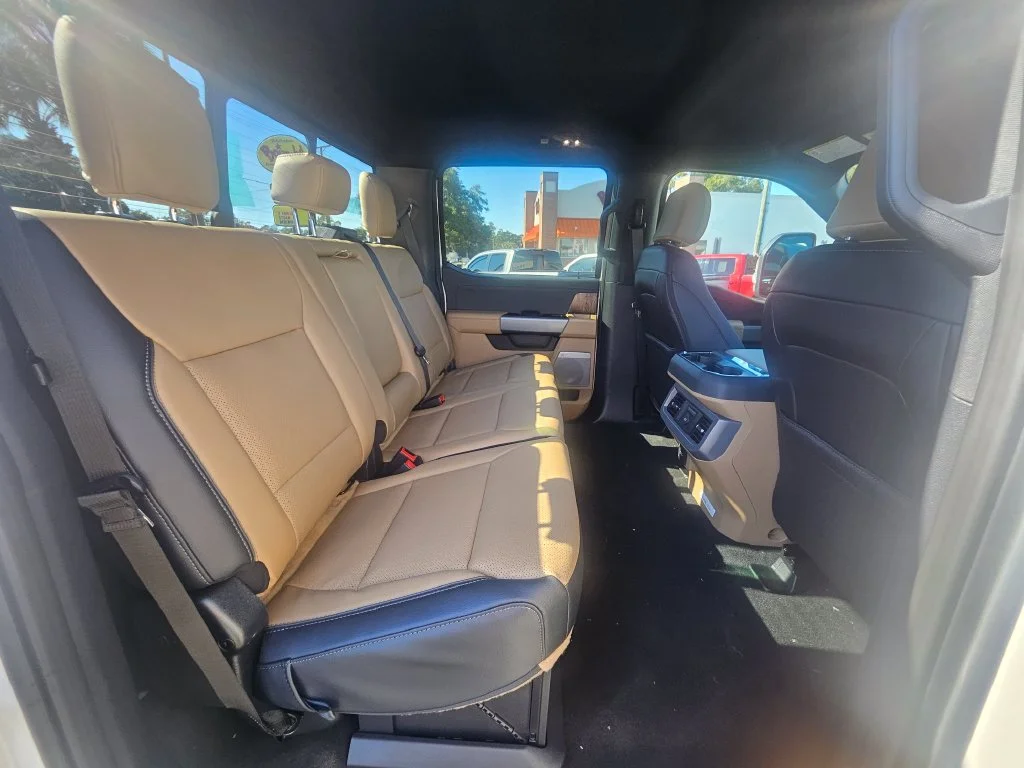New 2027 Glacier Gray Metallic Tri-Coat Ford F-250® Lariat® image 26