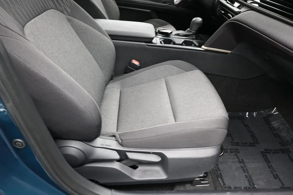 Used 2025 Ocean Toyota LE image 41