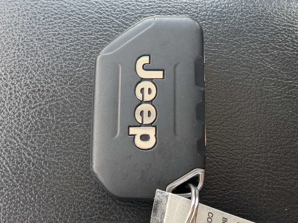 Used 2023 Red Jeep Sport image 29