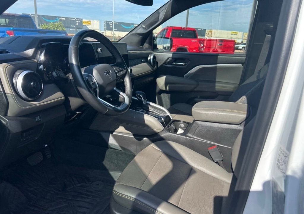 Used 2025 Summit White Chevrolet ZR2 image 5