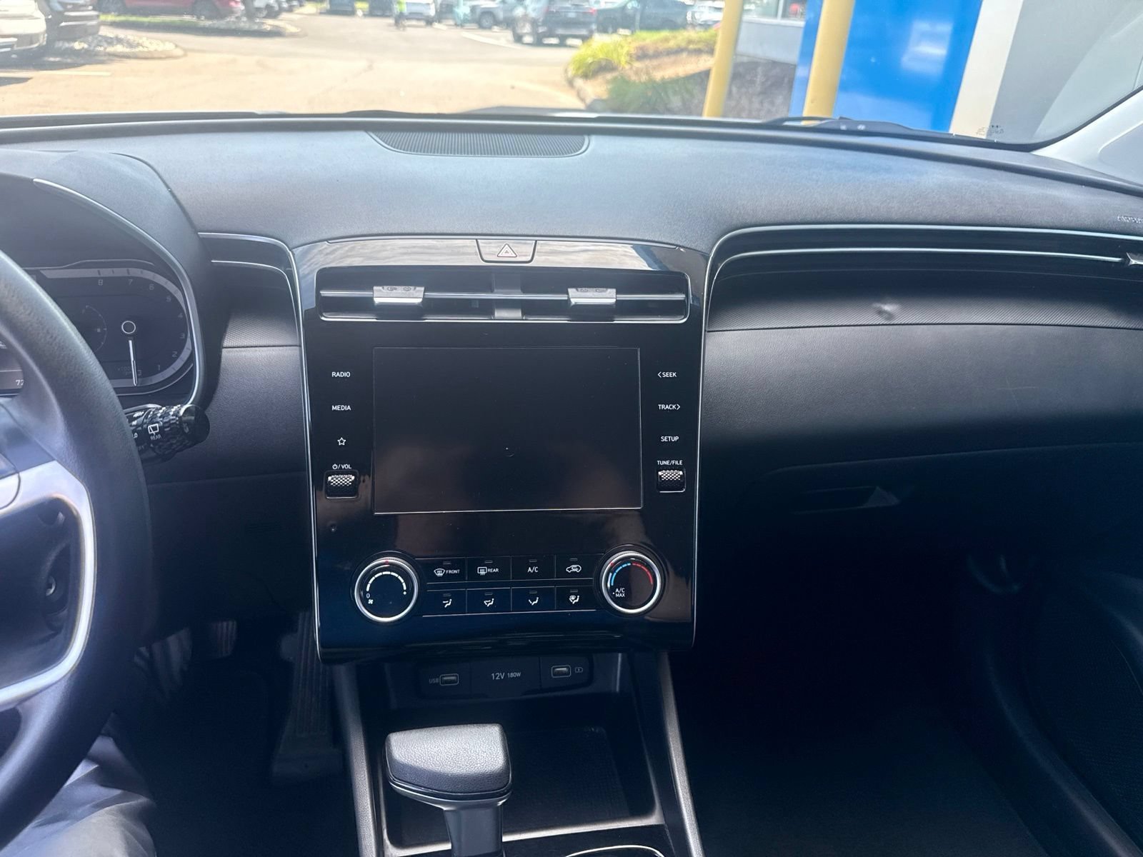 Used 2022 Quartz White [white] Hyundai SE image 14