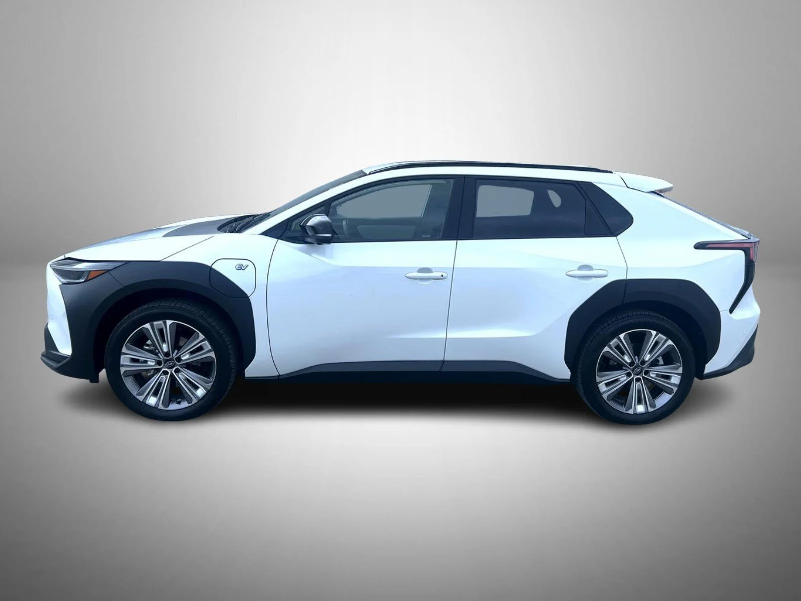 Used 2023 White Subaru Limited image 8