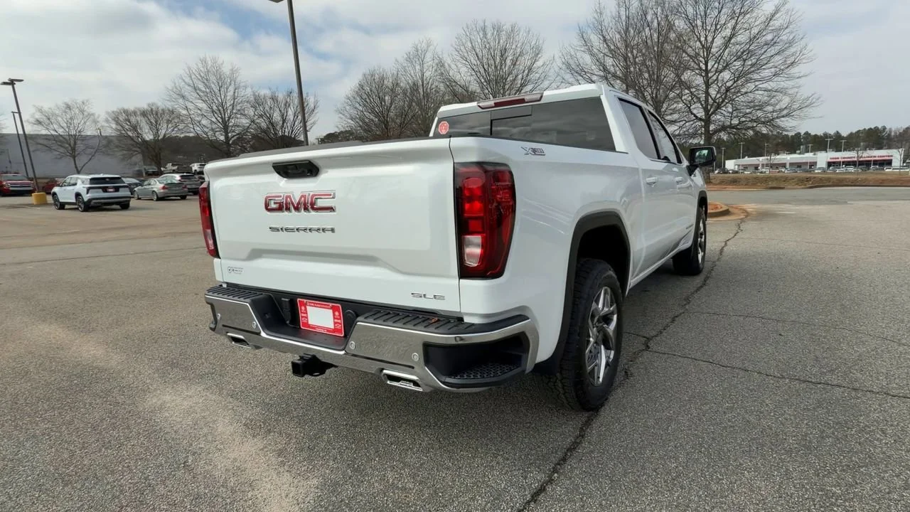 New 2026 Summit White GMC SLE image 8