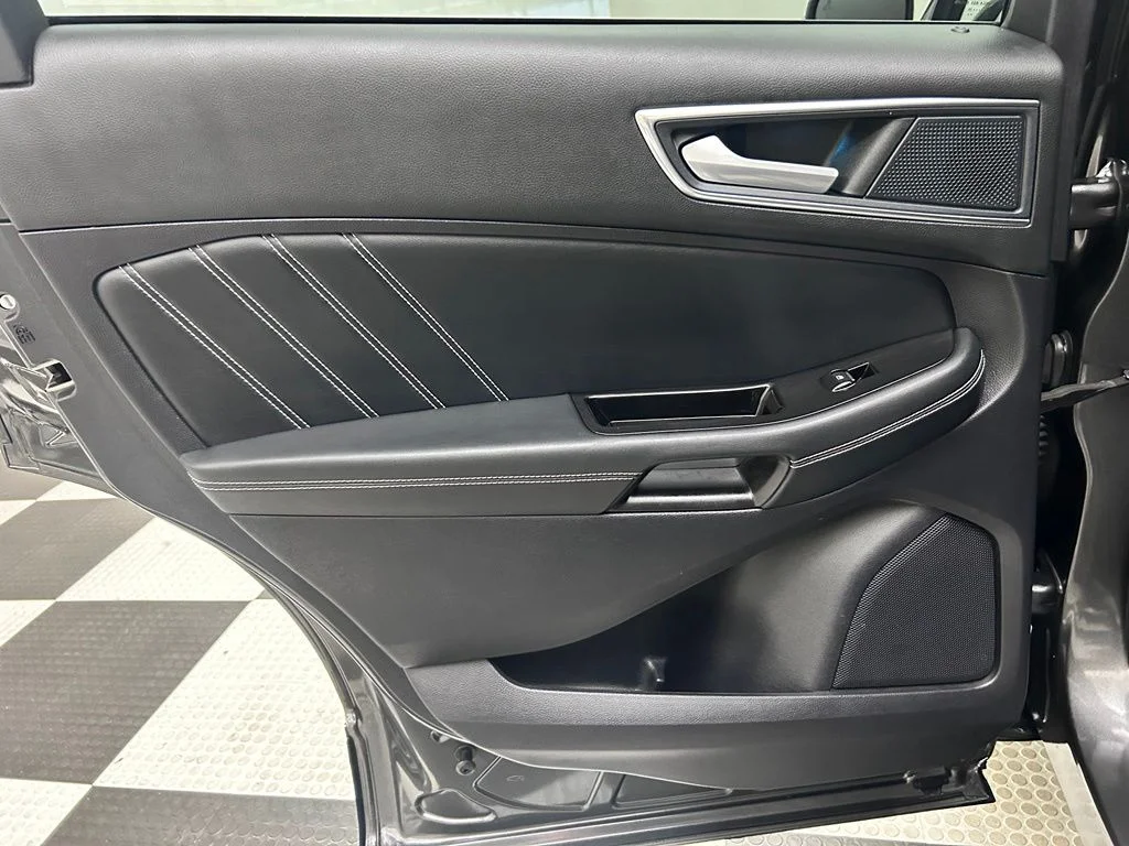 Used 2019 Gray Ford ST image 13