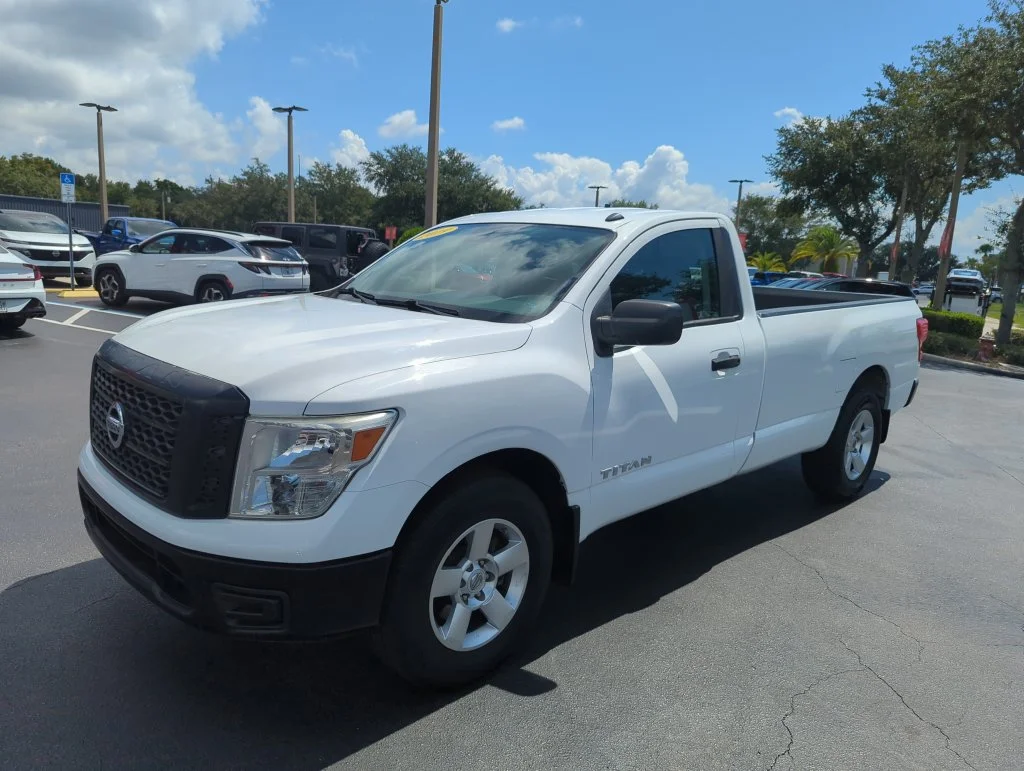 Used 2019 White Nissan S image 14