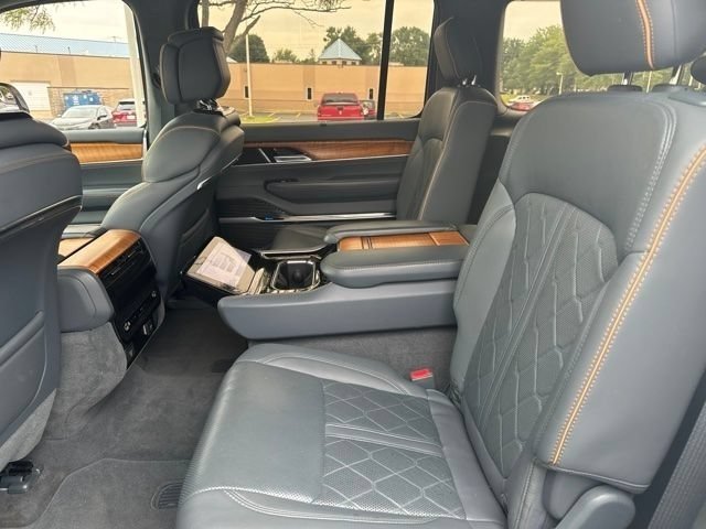Used 2022 Bright White Clearcoat Jeep Series III image 12