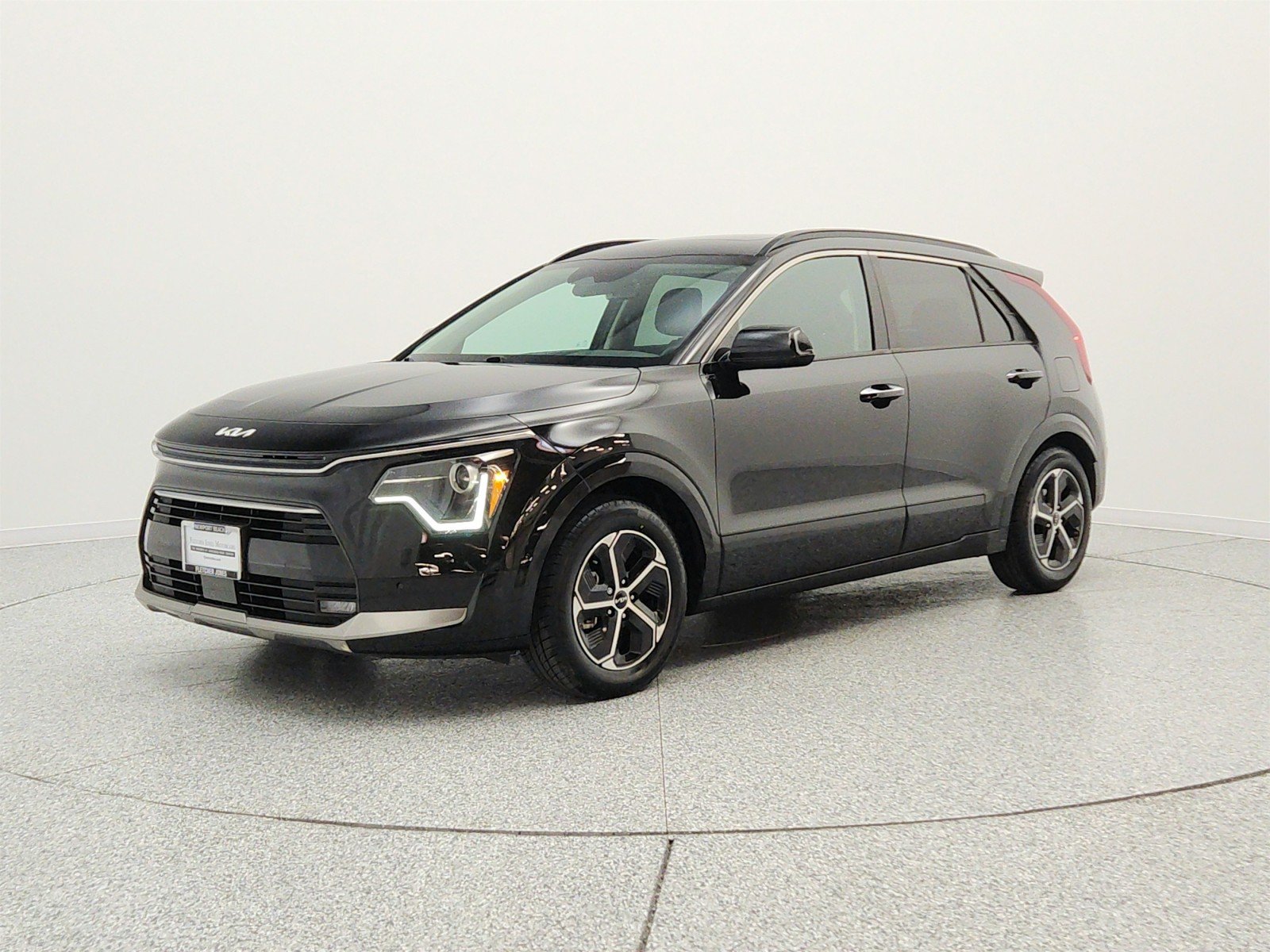 2023 Kia Niro SX HEV's photo