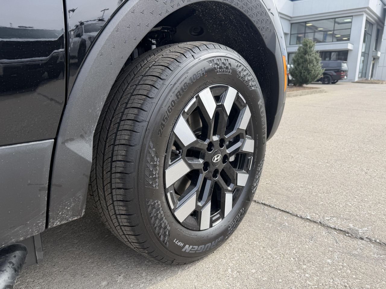 New 2026 Phantom Black Hyundai SEL AWD image 18