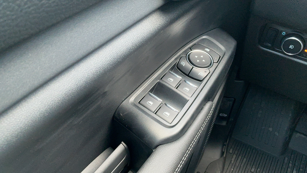 New 2026 Oxford White Ford XLT image 14