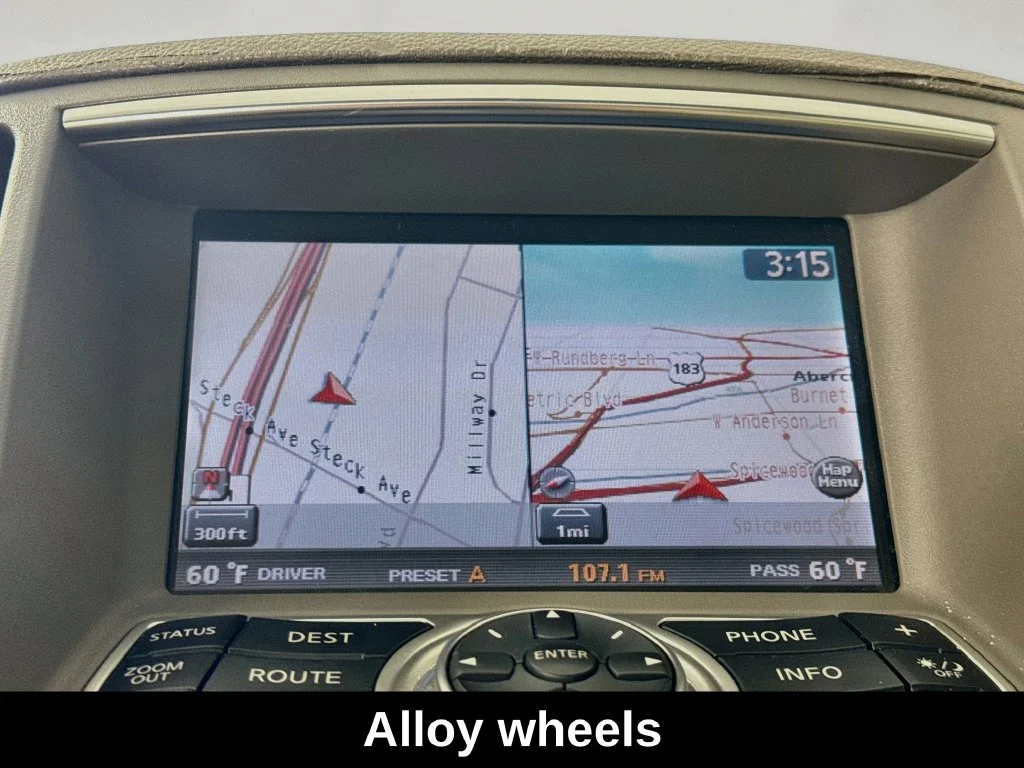 Used 2008 Ivory Pearl INFINITI Journey image 16