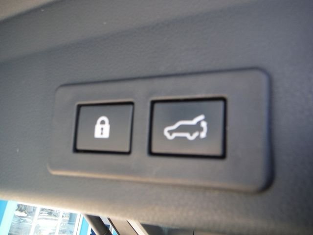 Used 2021 Black Subaru Premium image 30