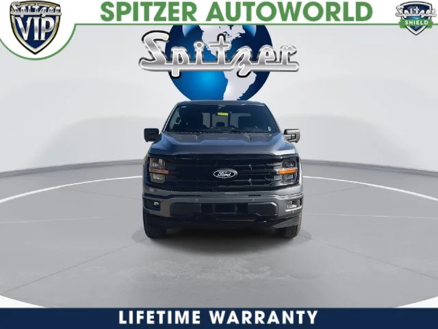 New 2026 Carbonized Gray Metallic Ford XLT image 6