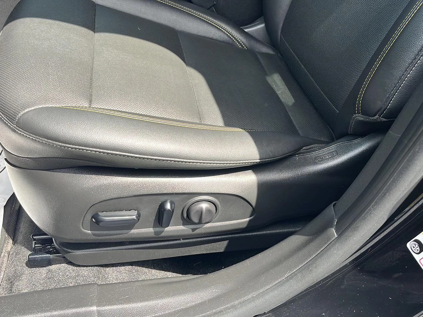 Used 2024 Mosaic Black Metallic Chevrolet ACTIV image 21