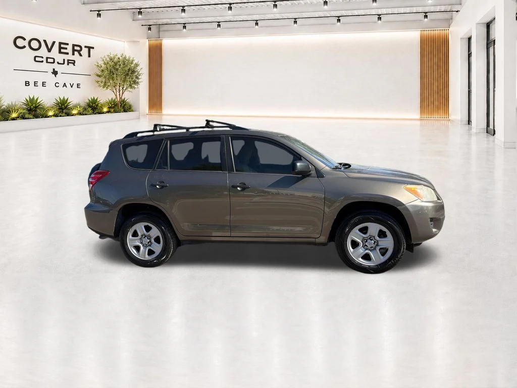 Used 2010 Brown Toyota Base image 12