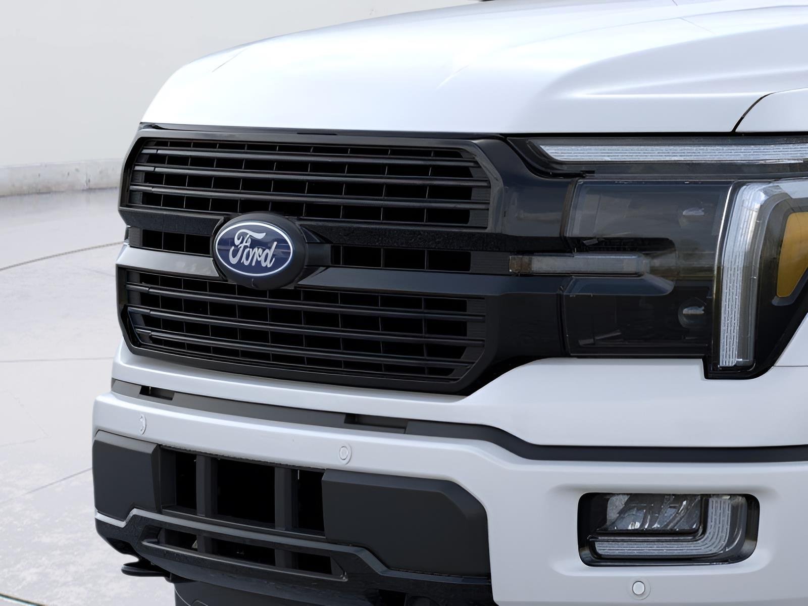 New 2026 Star White Metallic Tri-Coat FORD Platinum® image 17