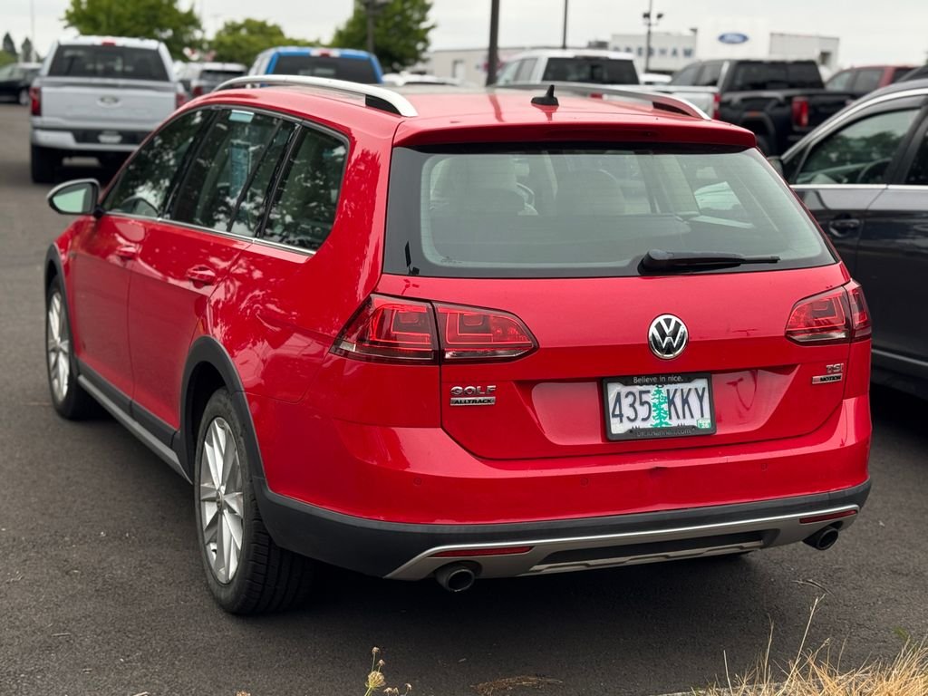 Used 2017 Tornado Red Volkswagen TSI SE image 2