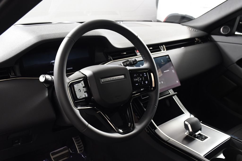 New 2026 Santorini Blk Land Rover  image 13
