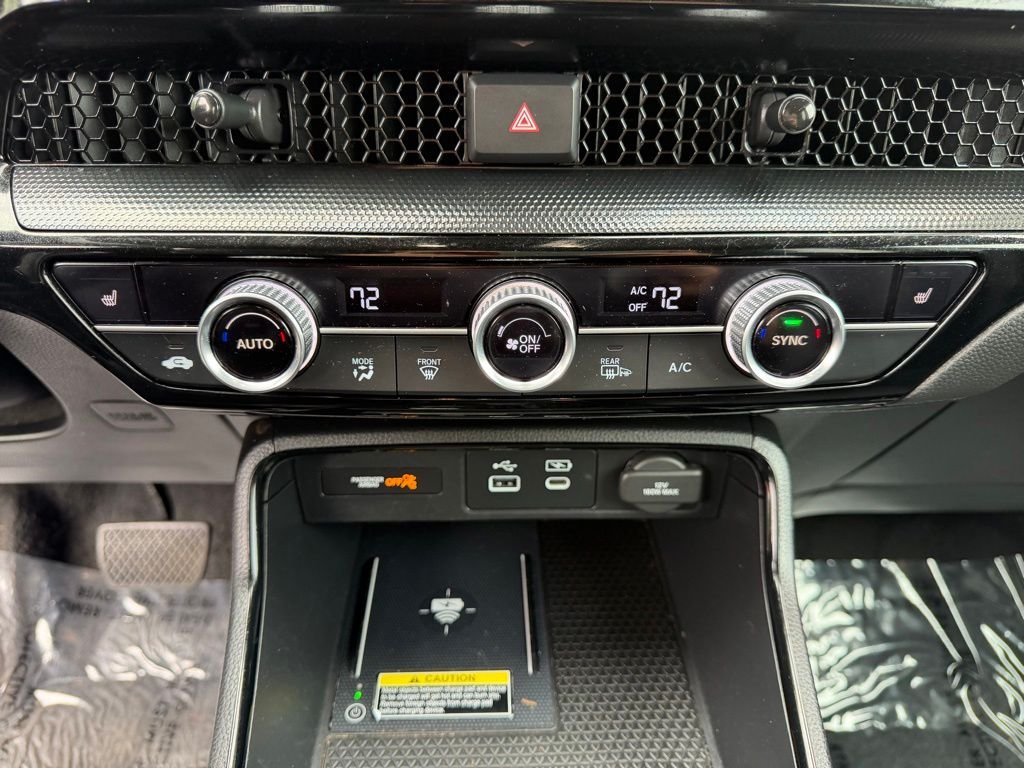 Used 2024 Canyon River Blue Metallic Honda EX-L image 24