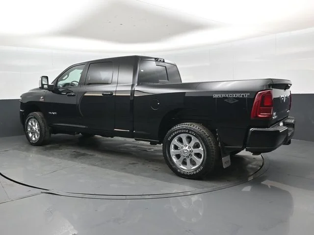 New 2026 Diamond Black Crystal Pearl-Coat Exterior Paint RAM Laramie image 24