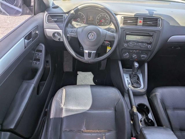 Used 2014 Black Volkswagen 1.8T SE image 15